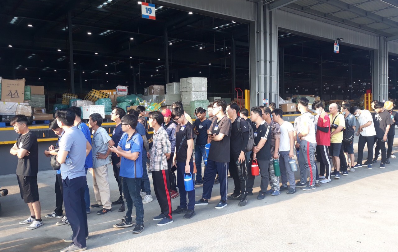 Cung ứng nhân công KCN cơ khí Ô Tô TPHCM uy tín- Hưng Phát