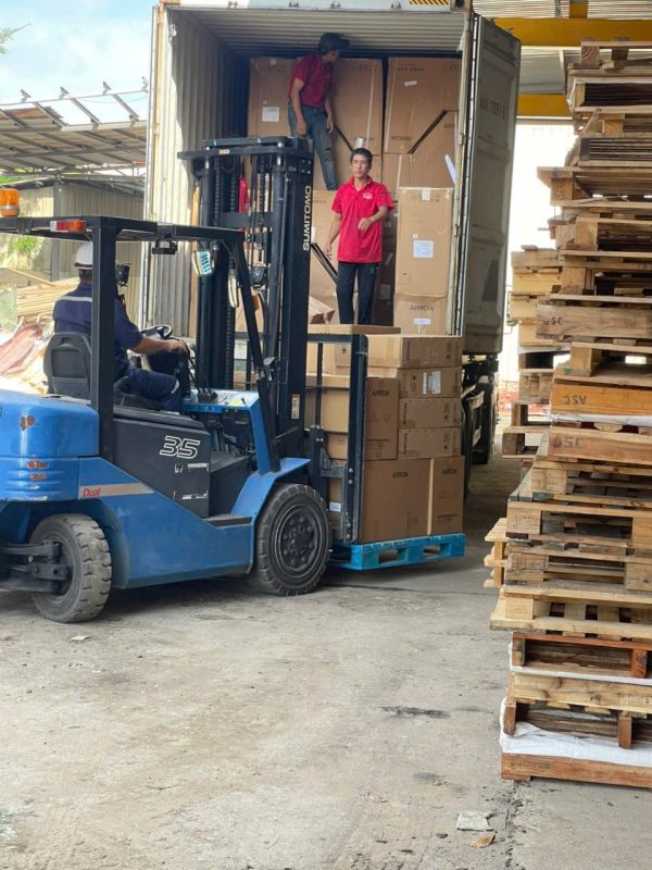 Bốc vác Xếp Hàng Hóa Nhận Việc Theo Giờ, Theo Tấn, Theo Chuyến